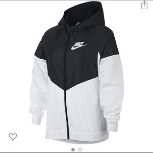 Nike WindBreaker/Windrunner Jacket!